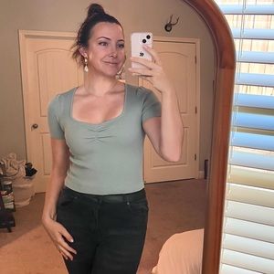 Green classy tee shirt S